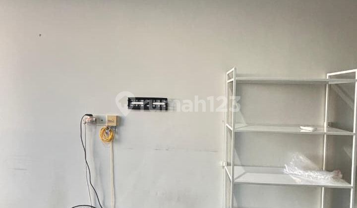 Puri Mansion Apartement Studio Semi Furnish View Pool 2