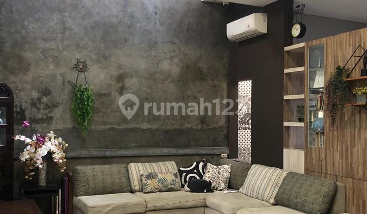 Rumah Modern Strategis 4Br Uk 21×7,5×10 Semi Furnished Matraman