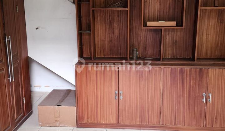 CHEAP SALE 2-Story House in Taman Palem Lestari West Jakarta 2