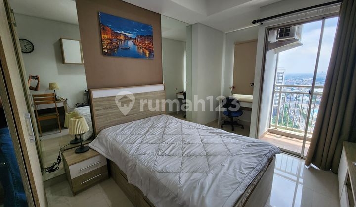 Springwood Residence Studio Furnished Apartment, Serpong