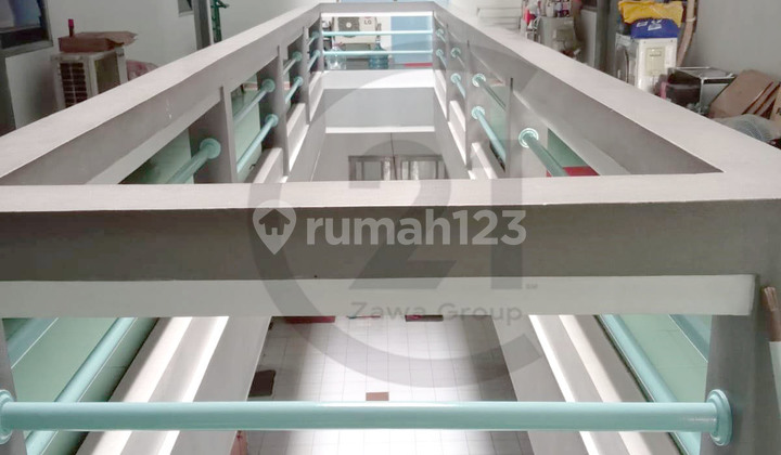 Dijual Kost-kostan 33 kamar Tanjung Duren 2