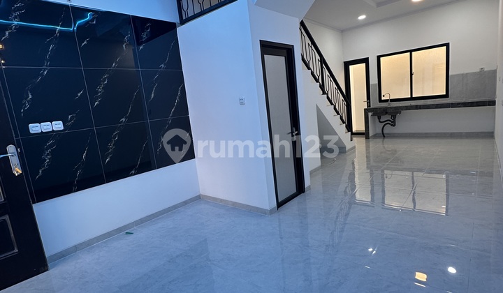Rumah Baru 3 Lantai bisa Usaha Free Furnish Tanjung Duren Rumah Baru 3 Lantai bisa Usaha Free Furnish Tanjung Duren