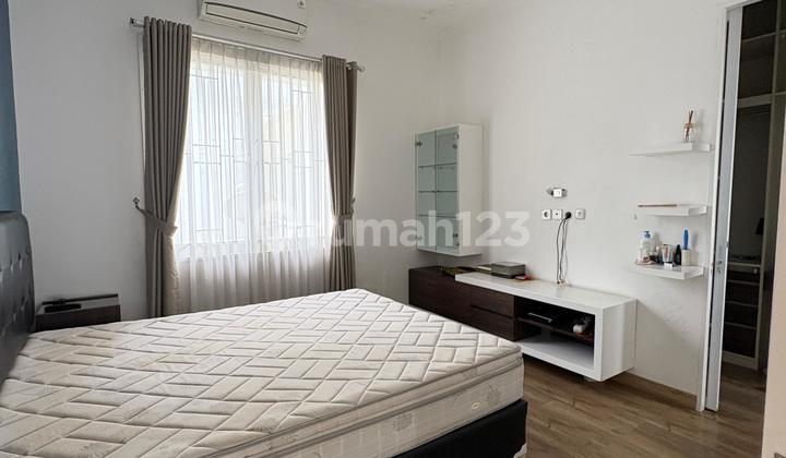 Dijual Rumah Siap Huni Cakep dan Rapi Sudah Renov di Delatinos Bsd 2