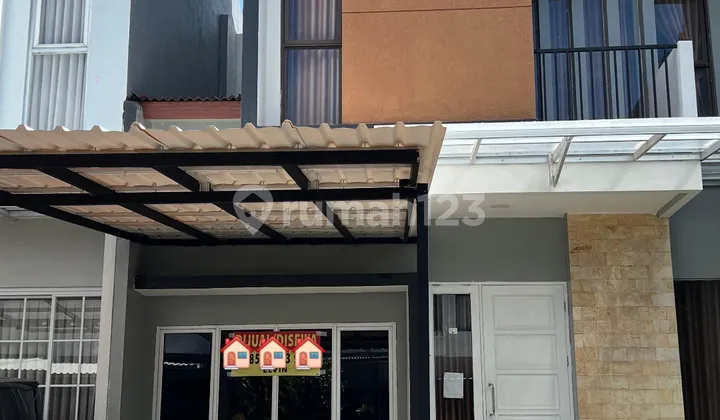 Comfortable and Super Strategic House in Newton Barat Cluster, Gading Serpong