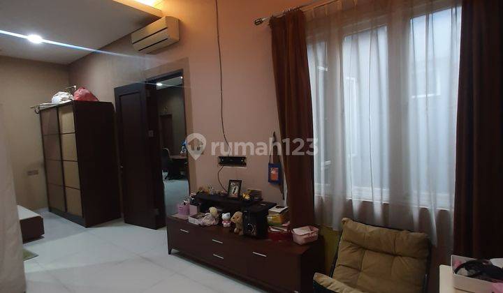 Dijual Cepat Rumah 2½ Lantai Full Furnish & Interior Design di Alam Sutera