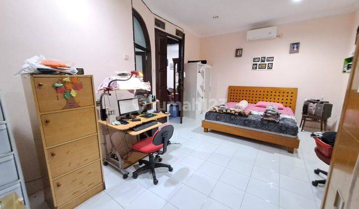 Rumah 1,5 lantai Siap Huni Sudah Renov di Villa Melati Mas, Tangerang Selatan. 2