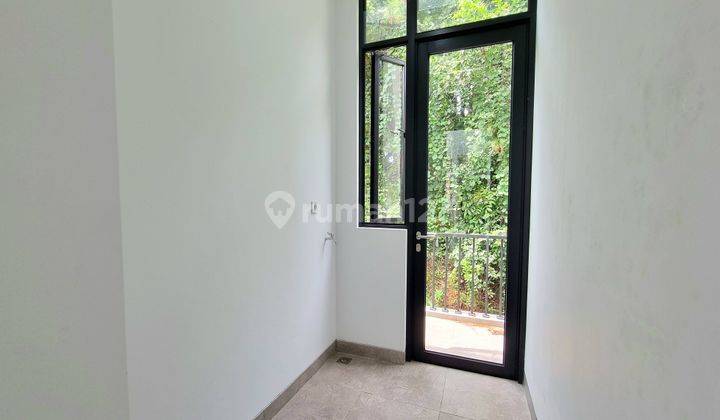 Rumah Minimalis 2 Lantai Semi Furnished di Griya Loka 1.6 Bsd 2