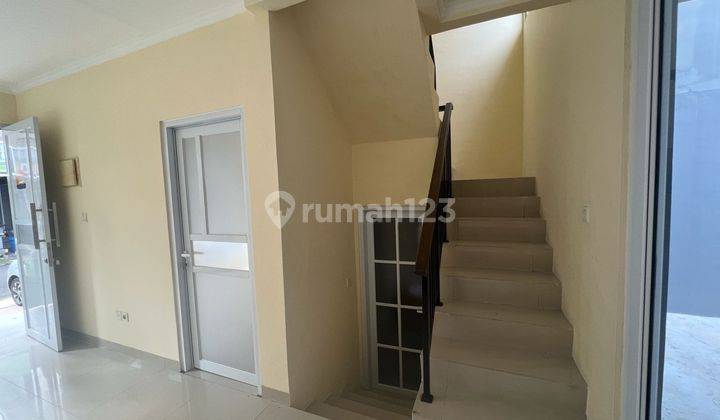 Disewakan Rumah 2 Lantai Unfurnished Siap Huni Cluster Rivera Village Gading Serpong 2