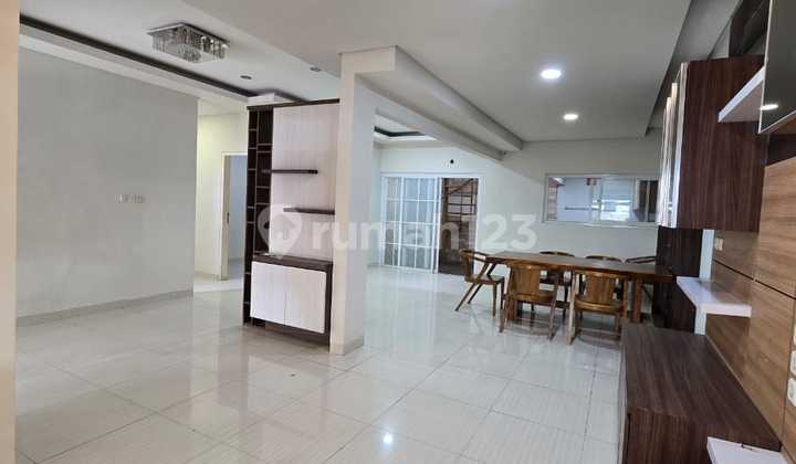 Dijual Rumah (8X16) Semi Furnished di Serenade Lake Gading Serpong