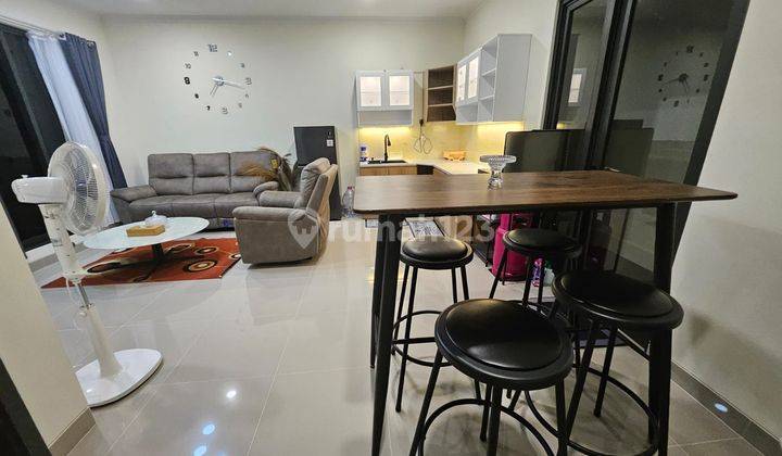 Disewakan Rumah 3 Lt Premium Attic Full Furnished Cluster Leonora, Symphoni Gading Serpong 1