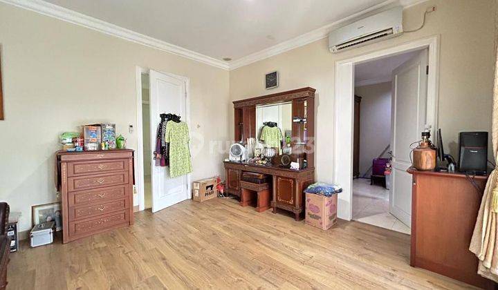 Rumah Mewah Semi Furnished SHM di Virginia Vermont BSD				 2