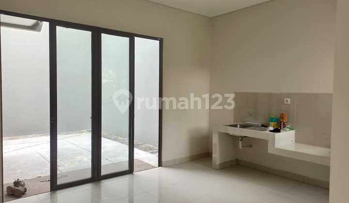 Beautiful 2-Storey House with Front Garden in BSD Eminent. Illustria 2