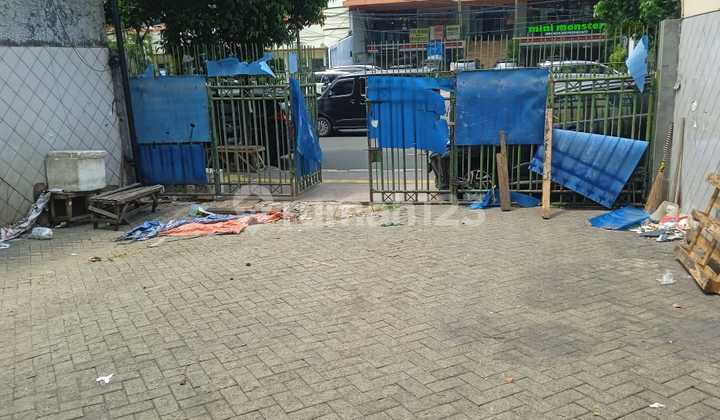 For Rent: Shop House Suitable for Bank Office on Raya Bungur Besar, Central Jakarta 2