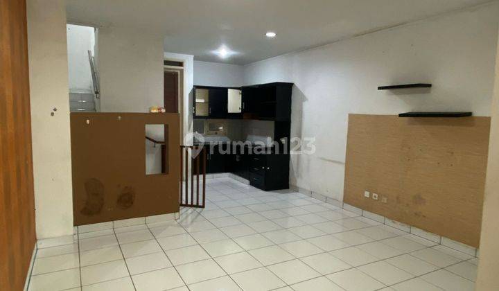 Rumah Istana Sudirman Regency 1