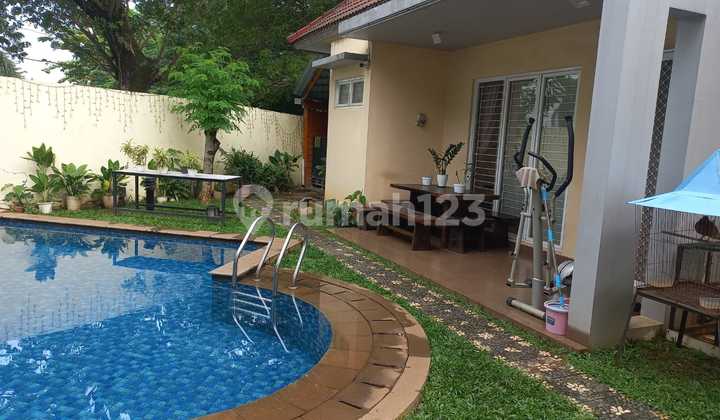 Rumah Bagus SHM Semi Furnished di Delatinos Bsd, Tangerang. Rumah Bagus SHM Semi Furnished di Delatinos Bsd, Tangerang.
