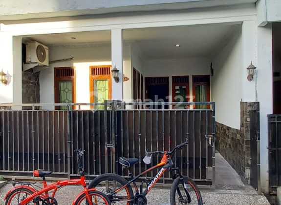 Bisa KPR, Rumah, 2 Lantai, SHM, Dekat Akses Tol, Bintaro