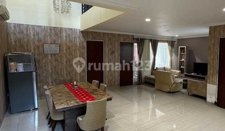 Rumah Bagus SHM Semi Furnished di DeLatinos BSD, Tangerang. 2