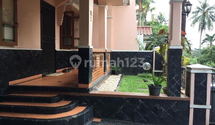Rumah Bagus Semi Furnished di Pesona Khayangan, Depok