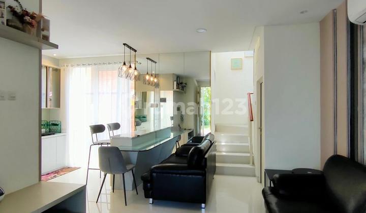 Rumah Full Furnished 2 Lantai Pakuwon City Surabaya