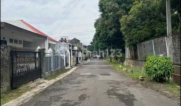 Jual rumah hitung tanah saja bangunan lama  Lokasi strategis talaga bodas, lodaya 2
