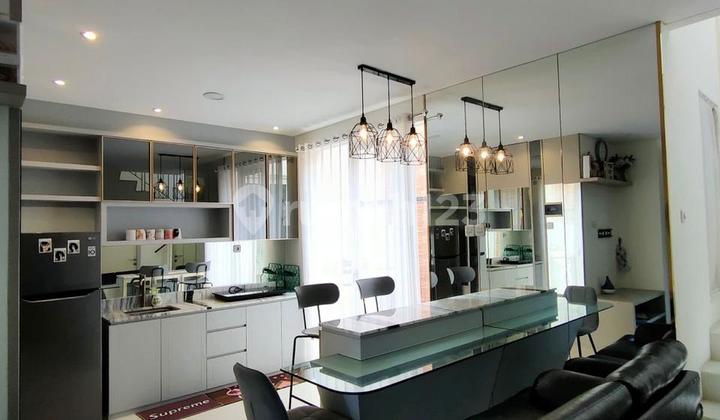 Rumah Full Furnished 2 Lantai Pakuwon City Surabaya 2