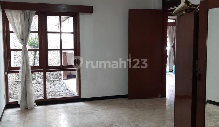 Rumah 2,5 Lt Dekat Taruna Bakti Sayap Riau Bandung