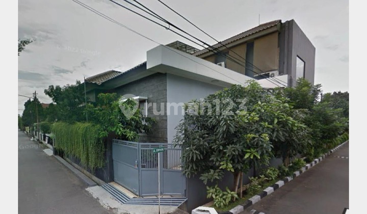 Best Price in Turangga, Luxurious House, Corner Lot, Full Teak, Equipped with Pavilion for Business.