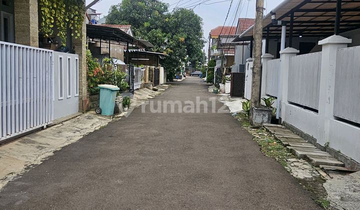 Affordable Graha Raya House Next to Fresh Market