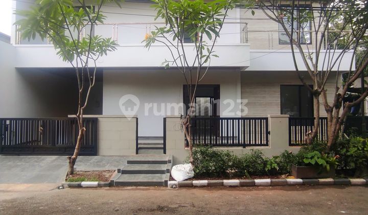 Rumah Hoek Bintaro Sektor 9 Rumah Hoek Bintaro Sektor 9