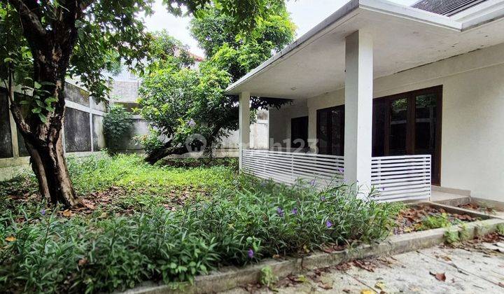 Rumah Tanah Luas Bonus Bangunan Bintaro Sektor 9 1