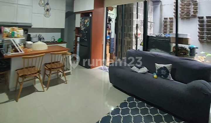 Discovery Altezza Terrace House