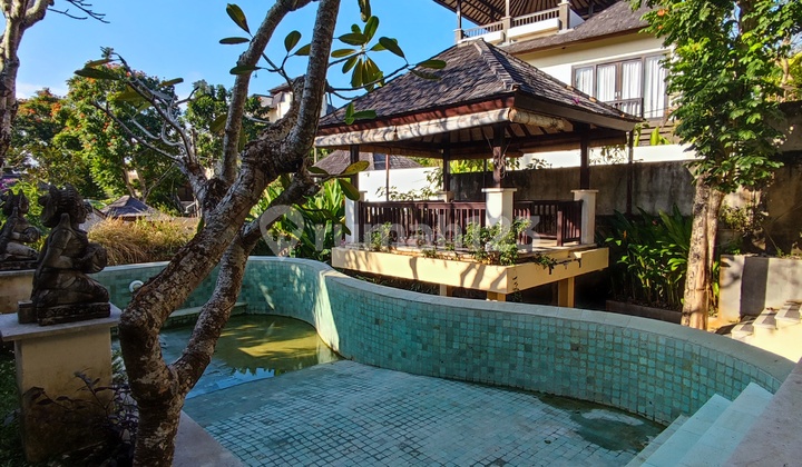 Big Villa Ocean GWK View Ungasan Bukit Jimbaran Badung Bali SHM