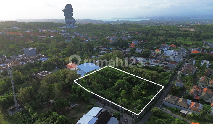 Tanah View GWK Ungasan Kuta Selatan Badung Bali SHM Strategis