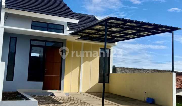 Dijual Rumah Murah Bisa Kpr 400 Jt An Free ******** di Jl. Kolonel Masturi No. 26, Cipageran, Cimahi Utara, Kota Cimahi, Jawa Barat, Indonesia, 40511, Cimahi Utara SHM Bagus Rumah