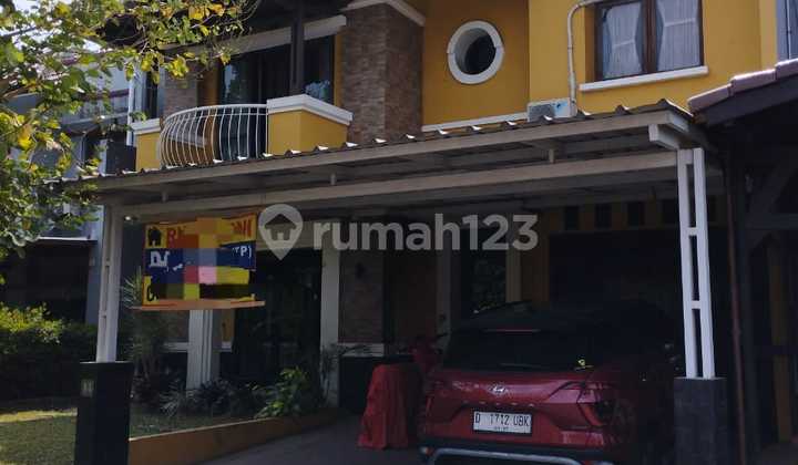 Dijual Rumah Kota Baru Parahyangan
