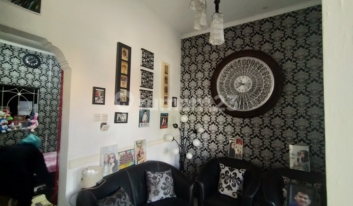 ruang tamu dijual rumah siap huni 500