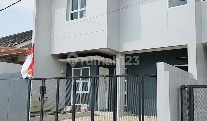 Rumah Murah 2lantai Minumalis Komplek Cihanjuang Cimahi Sayap Sariwangi Bandung