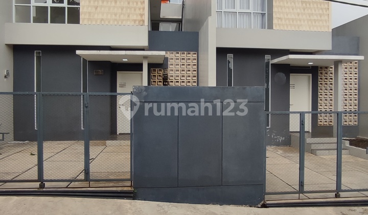 Rumah Murah Cihanjuang Cimahi Minimalis 2lantai Sayap Sariwangi