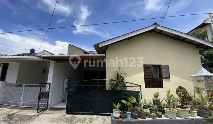 Puri Cipageran Complex House, Cimahi, West Java.