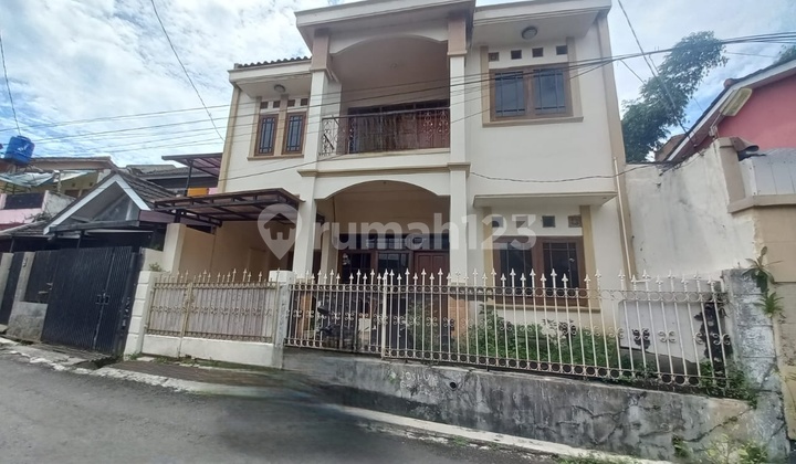 Affordable House in Cibabat Complex Near Cimahi City Hall Cihanjuang