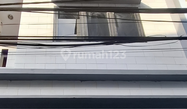 For Rent: Pademangan 3-Story Nice House 5 X 13 Only 60Million/Year Interested?