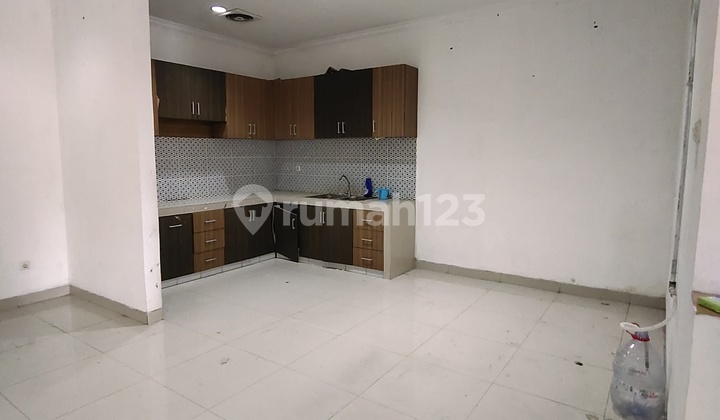 For Immediate Rent: 3-Story Sunter Indah 8 X 16, Only Around 150 Million For Immediate Rent: 3-Story Sunter Indah 8 X 16, Only Around 150 Million