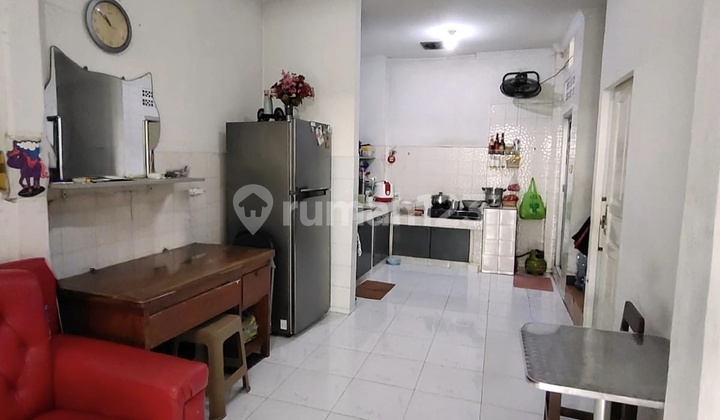 Quick Sale Sunter 2½ Floors 6 X 13 Only 1.8M-An 2