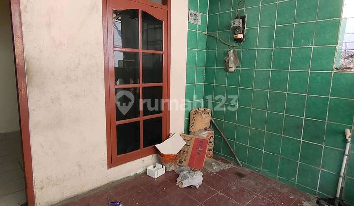 For Rent: Cempaka Baru House, 3 Bedrooms, Only Around 40 Million