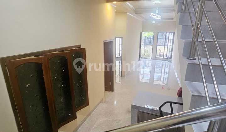 Disewakan Segera Bisma Sunter 2 Lantai Baru Luas 6 X 15 Hanya 90Juta/Th Mau ? 2