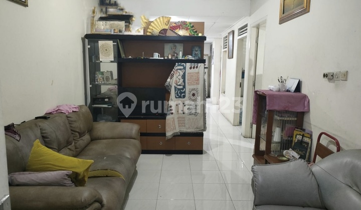 Disewakan Sunter Indah 3 Kamar 2 Lantai Hanya 60juta/th Disewakan Sunter Indah 3 Kamar 2 Lantai Hanya 60juta/th