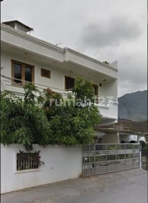 Selling Sunter 3½ Story Corner Lot 13 X 18 Interested?