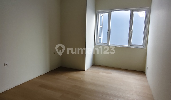 Hot Sale New House Kelapa Gading 2 Lantai Siap Huni 9 X20 Hanya 5.5M 2