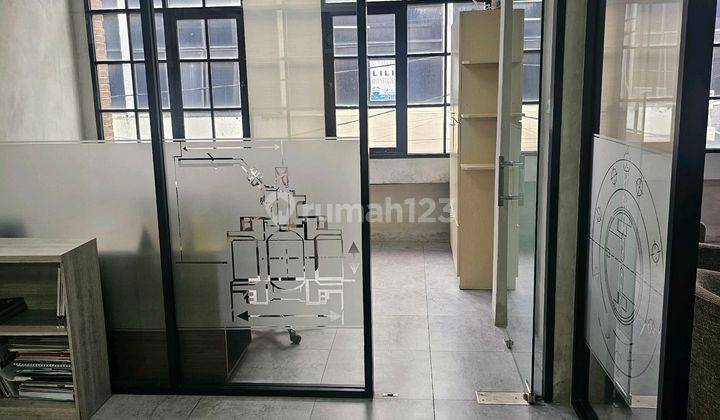 Ruko Di Tengah Kota Harga Di Bawah Pasaran Siap Huni Pakai Elevator 10
