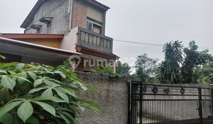 House Needs Minimal Renovation Unfurnished Depok I, Depok 2